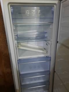 Dawlance 2 in 1 fridge and freezer 0