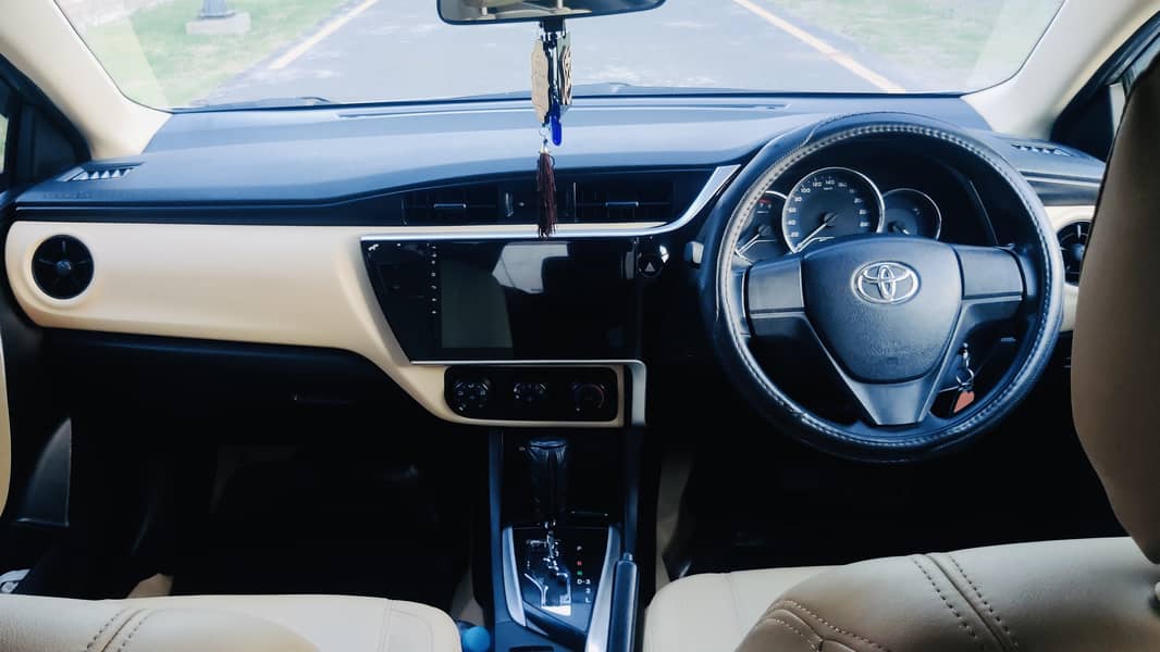Toyota Corolla Gli Automatic 2019 9