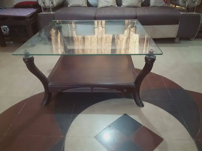 Dining Table not in used , new condition 3