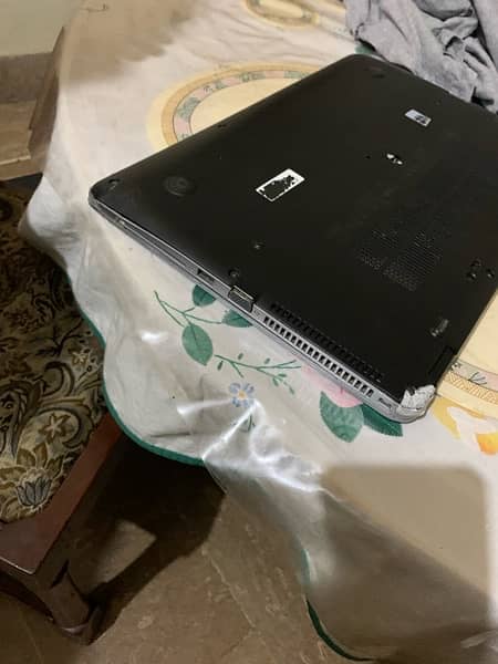 HP Elitebook laptop || i7-6600U Gen || 1GB AMD Radeon R7 graphics|| 6