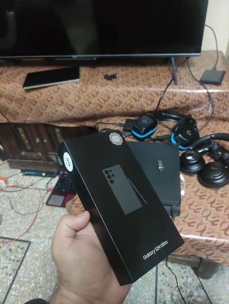 Samsung S24 ultra 12/512gb Black 12 month warranty 0