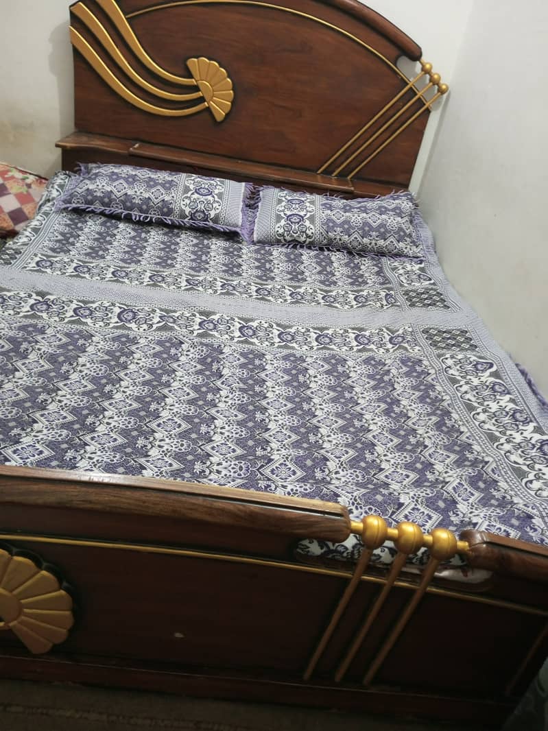 original lakdi beds for sall good conditions 03111296203 3