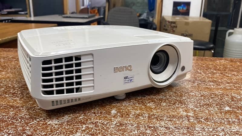 Multimedia projector New and used 4