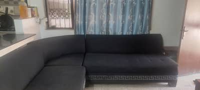 L shape sofa with centre table