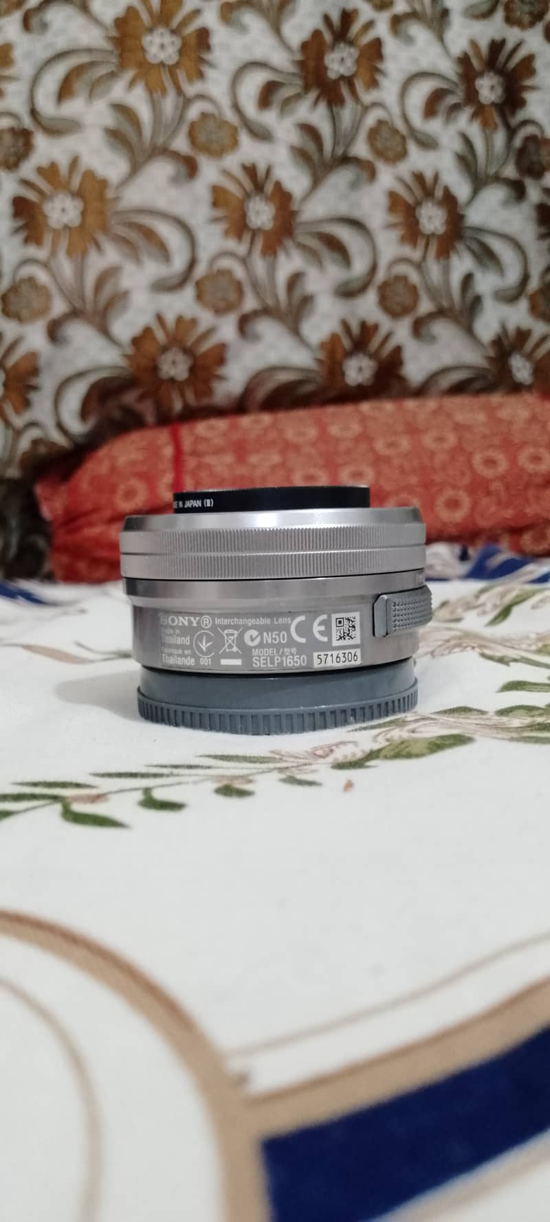 Sony 16-50mm lens urgently for sale 3
