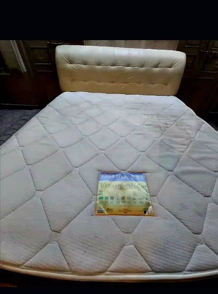 Poshesh bed set with imported mattress and sight tables 1