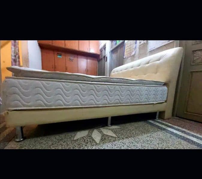 Poshesh bed set with imported mattress and sight tables 3