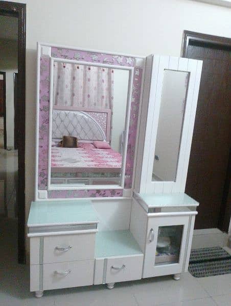 bed with dressing table 12