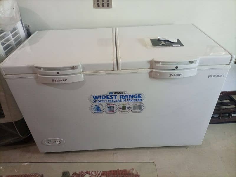 Waves Deep Freezer in a New Condition 0