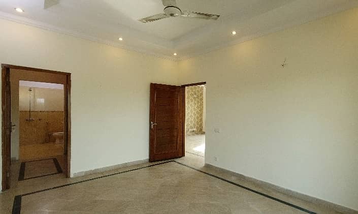 Become Owner Of Your House Today Which Is Centrally Located In Central Park - Block B In Lahore 5