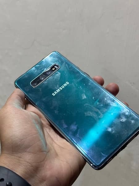 Samsung Galaxy s10+ 4g 1