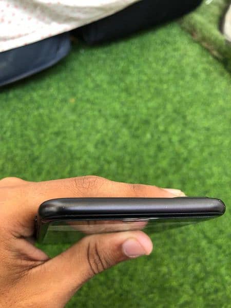 iphone 7 plus pta approved 128 GB 3