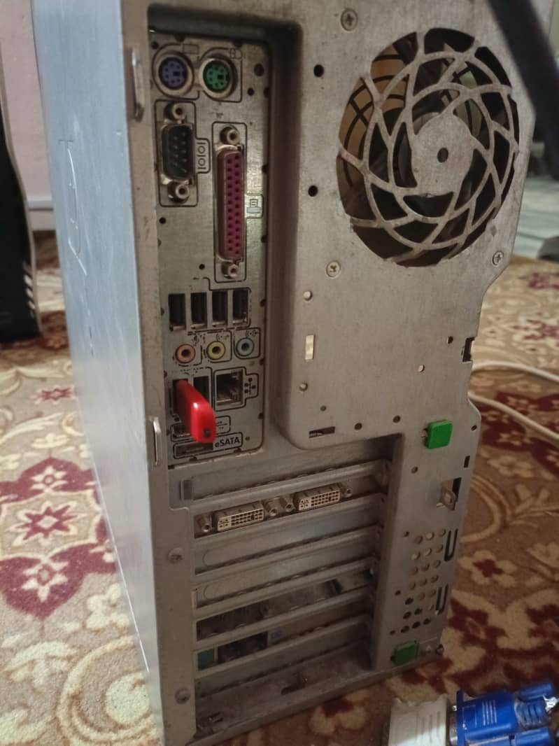 HP Workstation xw4600 2