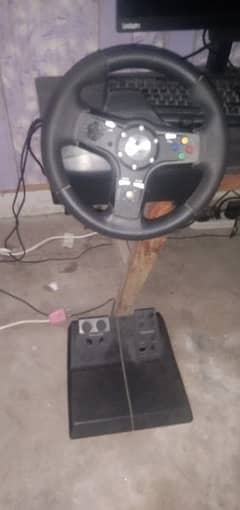 (pc)(xbox 360) gaming steering wheel. for gta 5 or many racing games