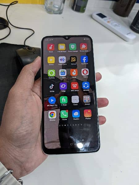 Oppo A31 with original box and original adapter 0