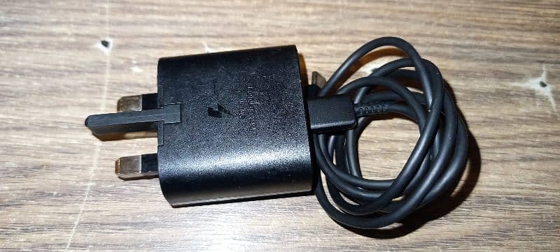 25W Samsung S20 Ultra Orignal Charger Box Pulled 100% Original 1
