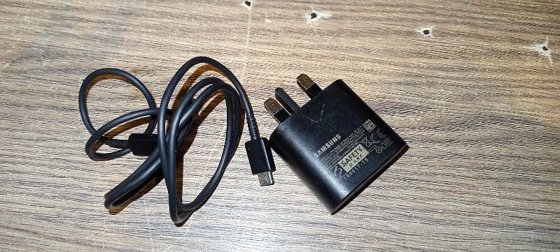 25W Samsung S20 Ultra Orignal Charger Box Pulled 100% Original 4