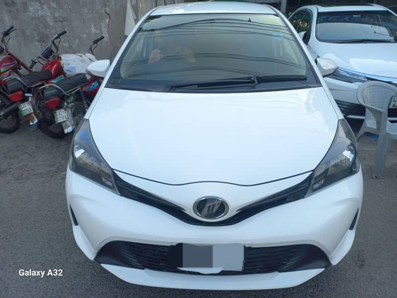 Toyota Vitz 2014 import 2017 grade 4.5 0