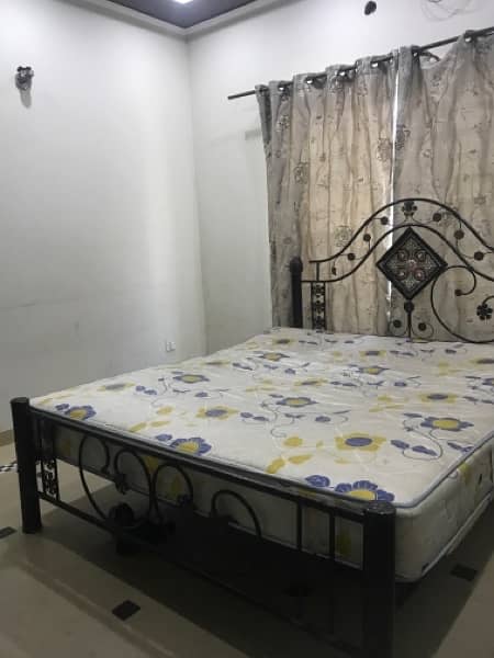 double iron bed with spring meterace 0