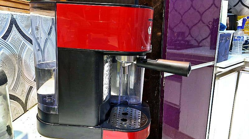 Alpina Coffee Espresso Machine Red colour 3