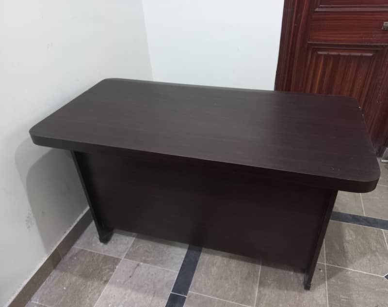 Office Table & Chair 0