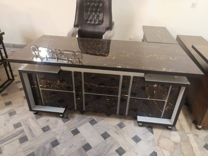 executive office table 10