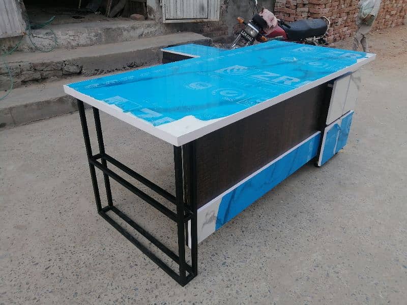 executive office table 12