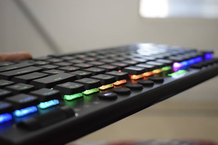 RGB wireless  mechanical  keyboard 1