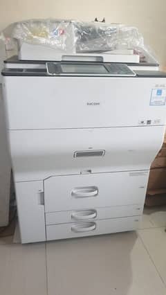 Ricoh MP C6502 in working condition 0