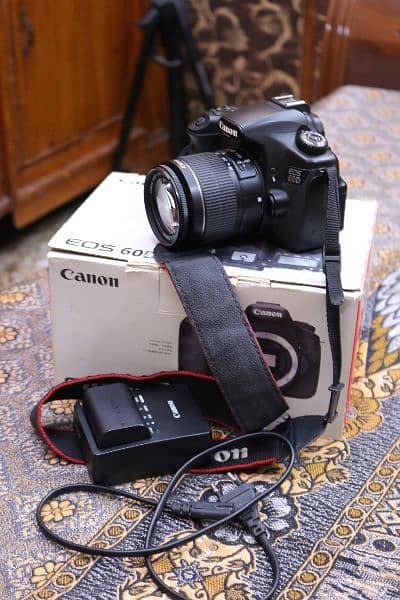 Canon 60d with 18/55mm professional dslr. 0
