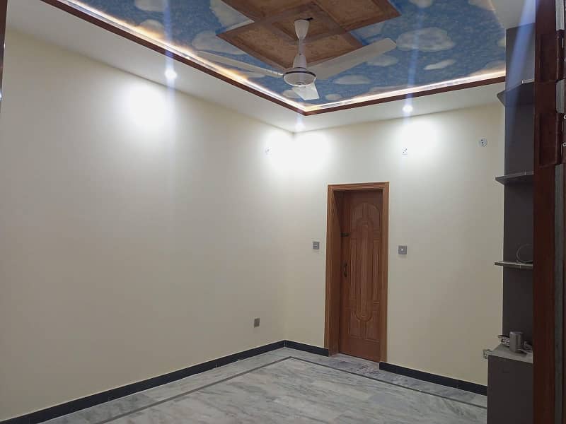 7 MARLA HOUSE FOR RENT IN MARGALLA TOWN 3