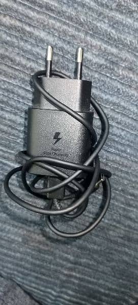 Samsung A72 Original Charger Box Pulled 100% 1