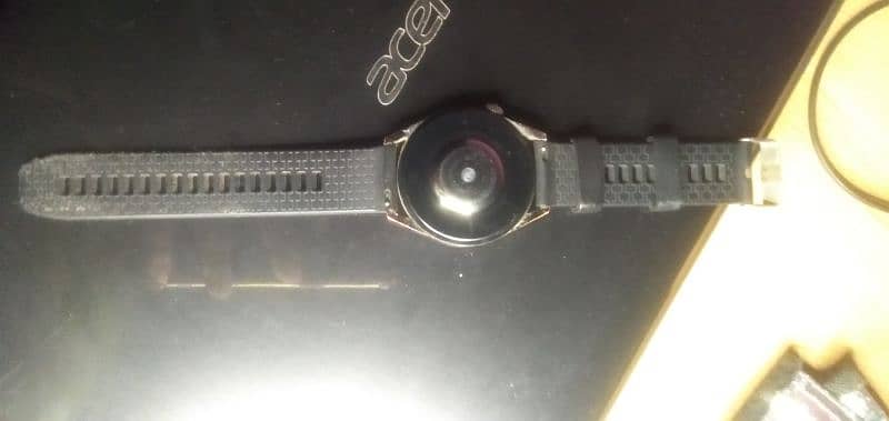 smart watch in new condition 9