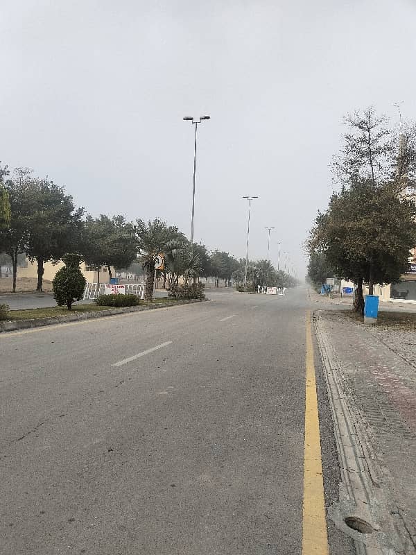 Bahria EMC A Block 5 Marla Plot For Sale Hot Location Near To Park 100 Fit Road Main Gate Near To Commercial Market Allied Bank 2