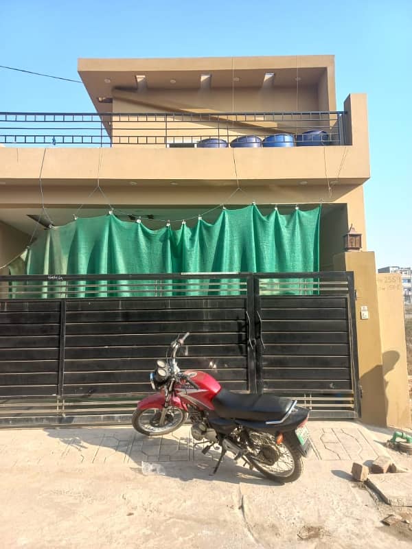 10 Marla Beautiful House With Full Solar System Is Available For Sale In Gulshan Abad 1