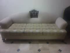 Urgent sofa set for sale