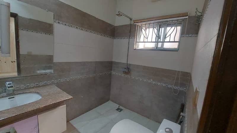 10 Marla Tile Flooring House For Rent In Alpha Society Lahore 5