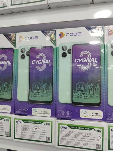 D. CODE CYGNAL 3 pro 7/128 BOX PACK ONE YEAR OFFICIAL WARRANTY 2