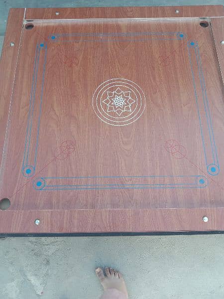 New Carrom Board With Iron Stand 0
