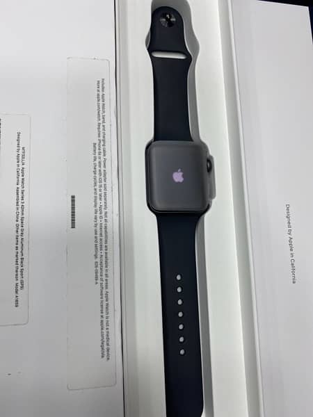 Apple Watch Series 3 42mm only box open 1