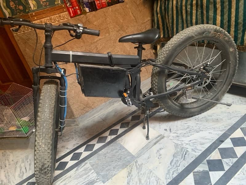 Fat Tyre Electric Cycle 0