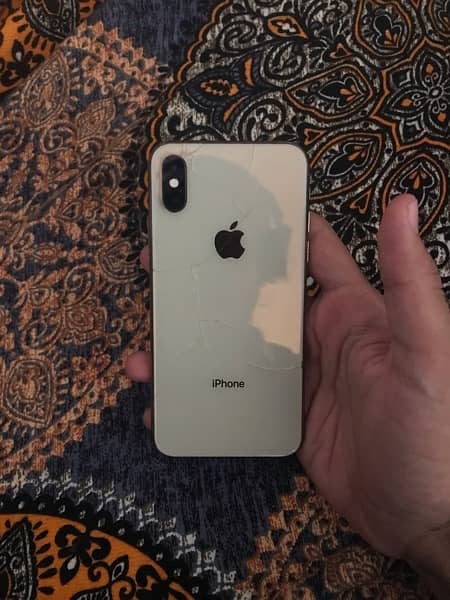 iphone xs non pta 64 gb only back crack baqi all ok 3