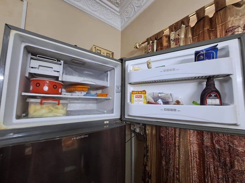 Dawlance Full Size Refrigerator 1