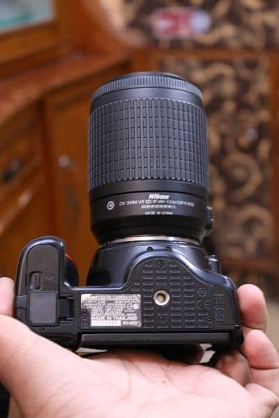 Nikon D5500 with 55 200mm Vr lens. 9