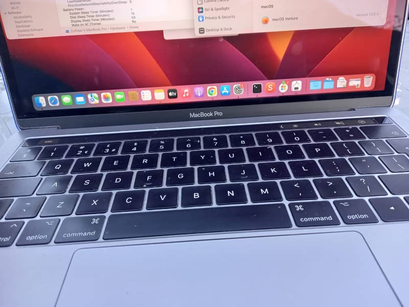 MacBook Pro 2017, Display 13″, core i7, 16GB ram, 1TB SSD 3