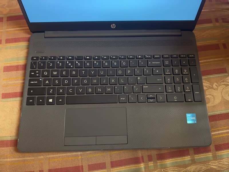 Core i5 10th Generation HP Laptop 15.6 14 Inch display Import laptops 7