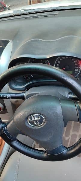 Toyota Corolla XLI 2013 7
