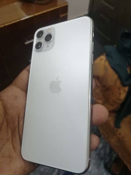 Iphone 11 Pro Max PTA approved 4