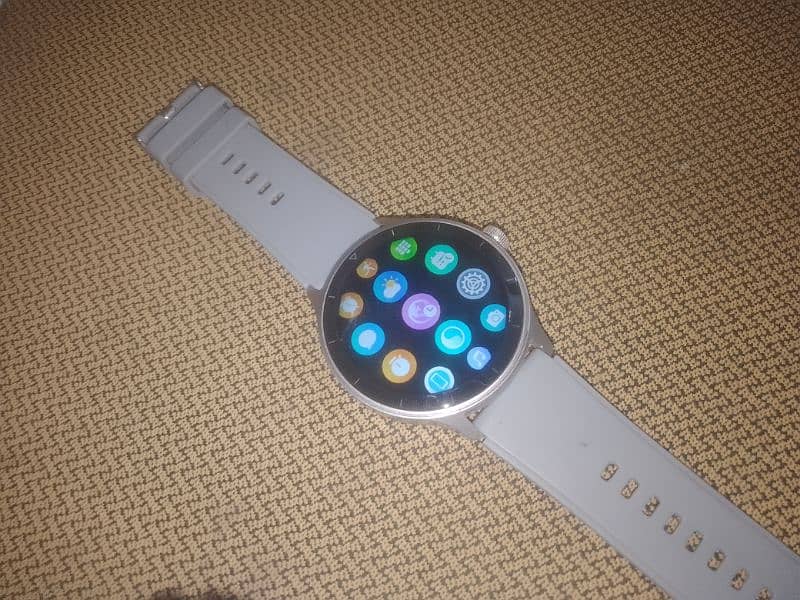 smart smart watch used 1 week 1