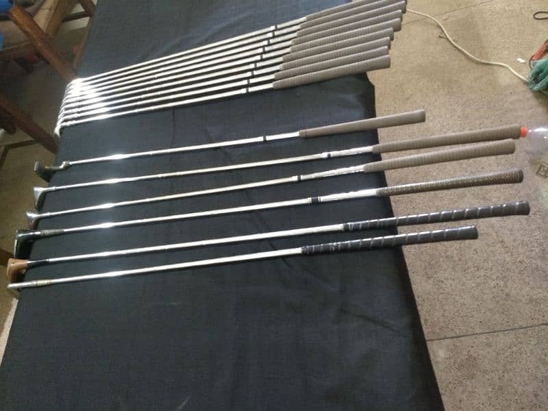 Golf clubs with bags urgent for sale03157208823 5